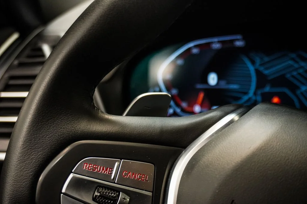 Used 2022 Black BMW sDrive30i image 19