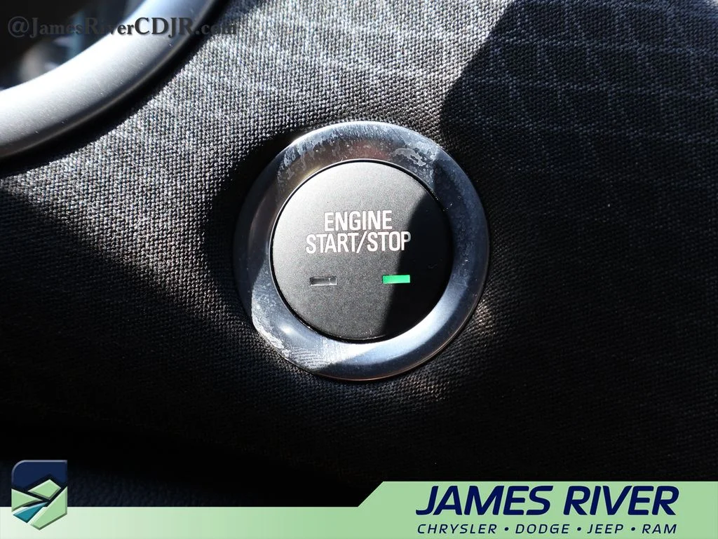 Used 2024 White Chevrolet LT image 31
