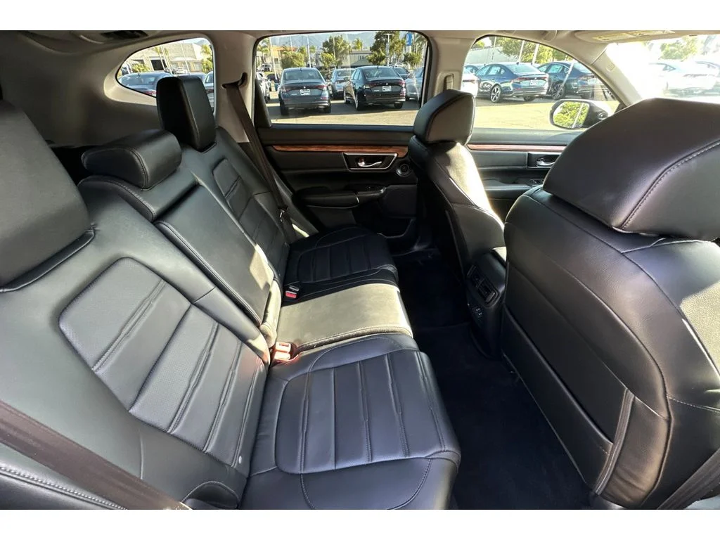 Used 2022 Platinum White Pearl Honda EX-L image 18
