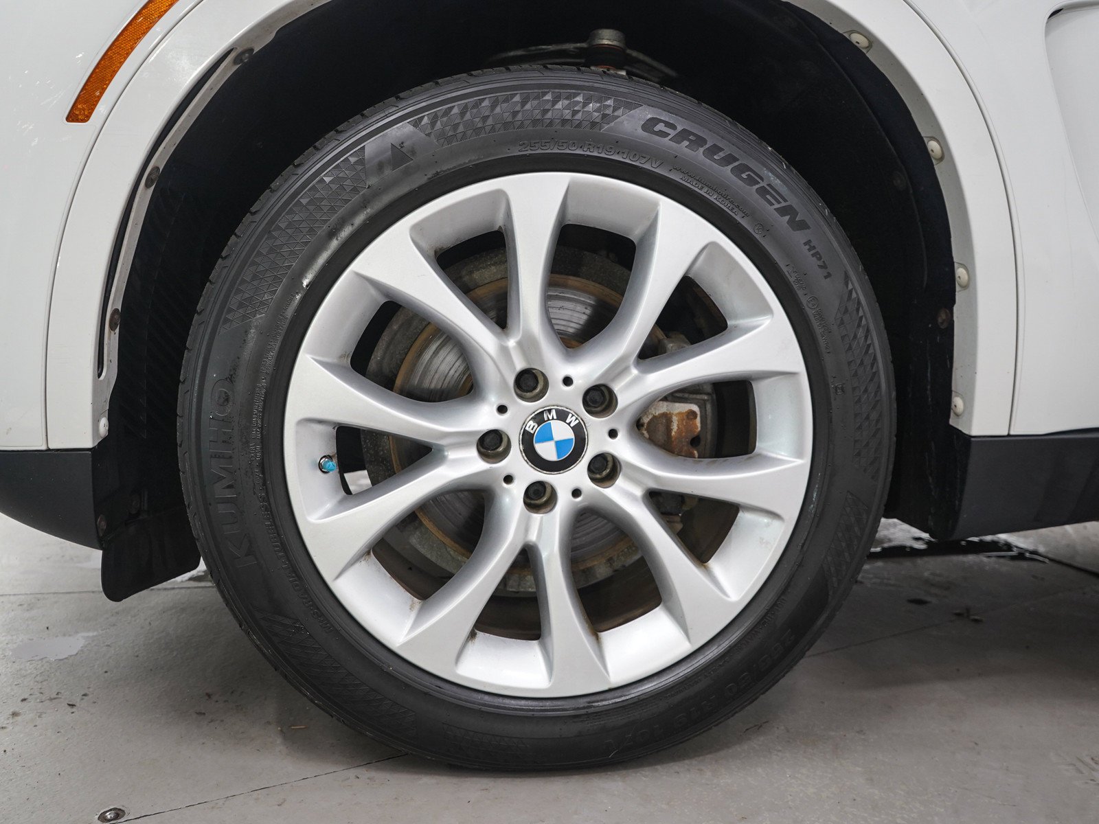 Used 2015 Alpine White BMW AWD 4dr xDrive35i image 32