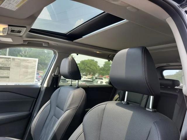 2026 Nissan Rogue Platinum - Photo 13