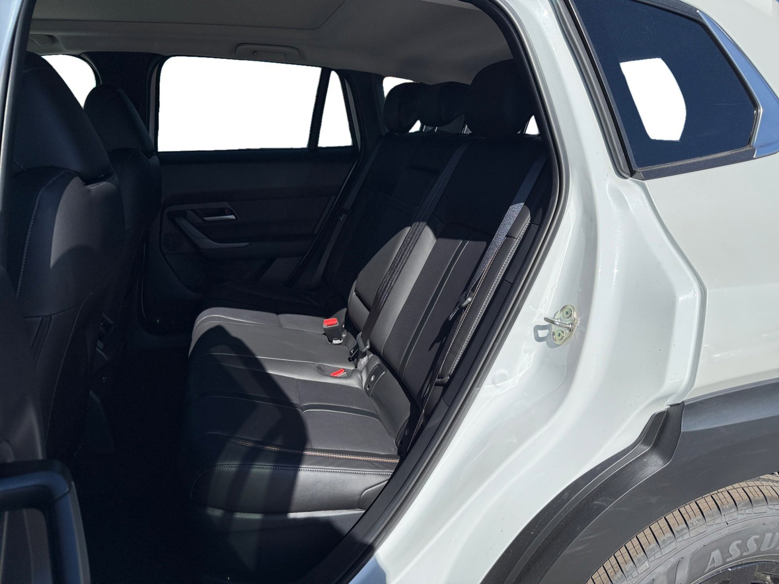 New 2026 Wind Chill Pearl Mazda Premium image 16