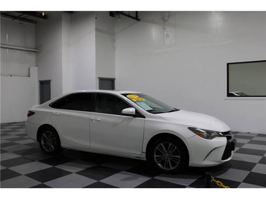 2016 Toyota Camry Special Edition