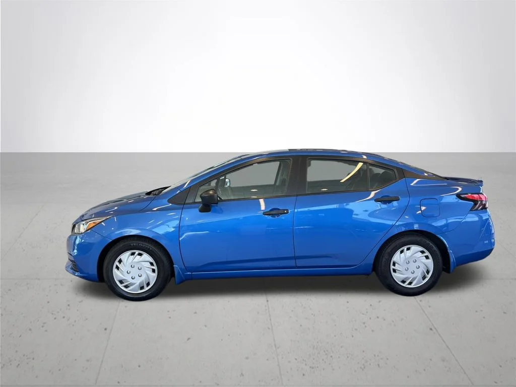 Used 2022 Blue Nissan 1.6 S image 11