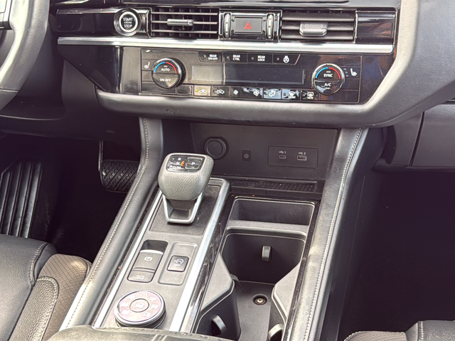 Used 2023 Black Nissan SL image 28