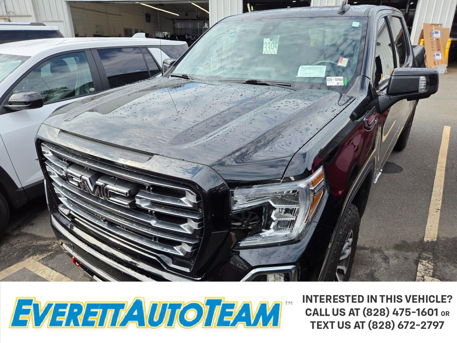 Used 2021 ONYX BLACK GMC AT4 image 1