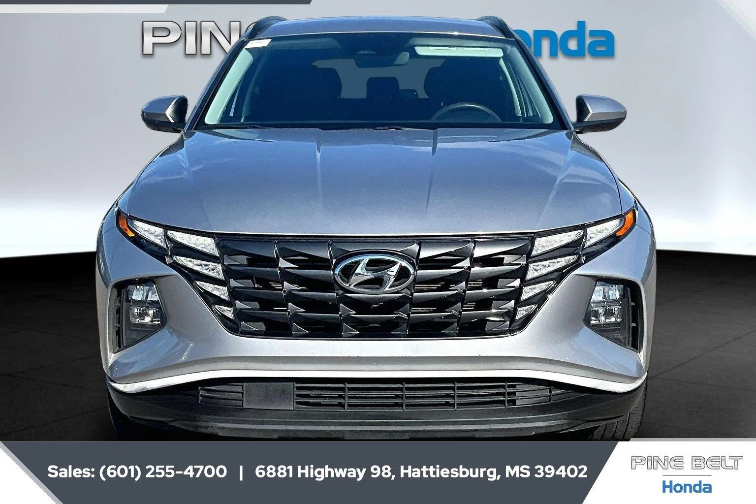 Used 2024 Shimmering Silver Hyundai SEL image 3