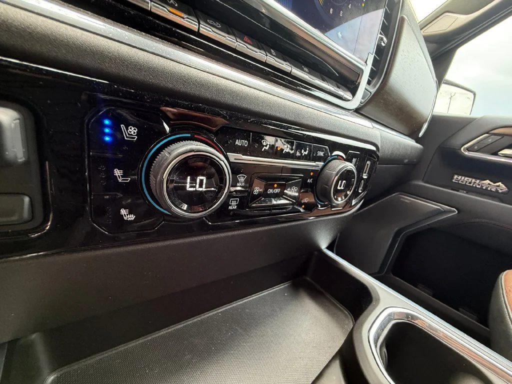 Used 2024 Gray Chevrolet High Country image 23