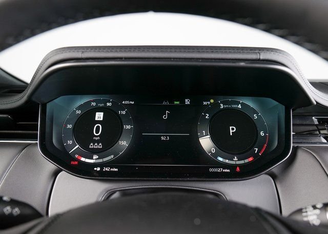 New 2026 Borasco Grey Land Rover SE image 17