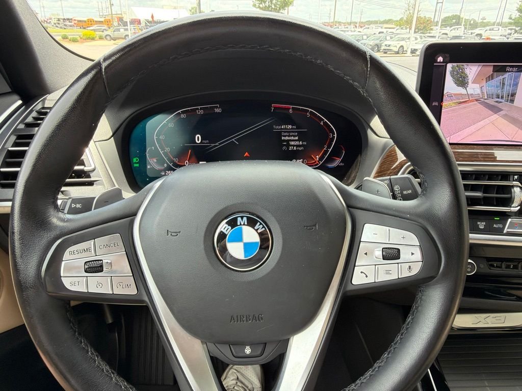 Used 2023 White BMW sDrive30i image 18