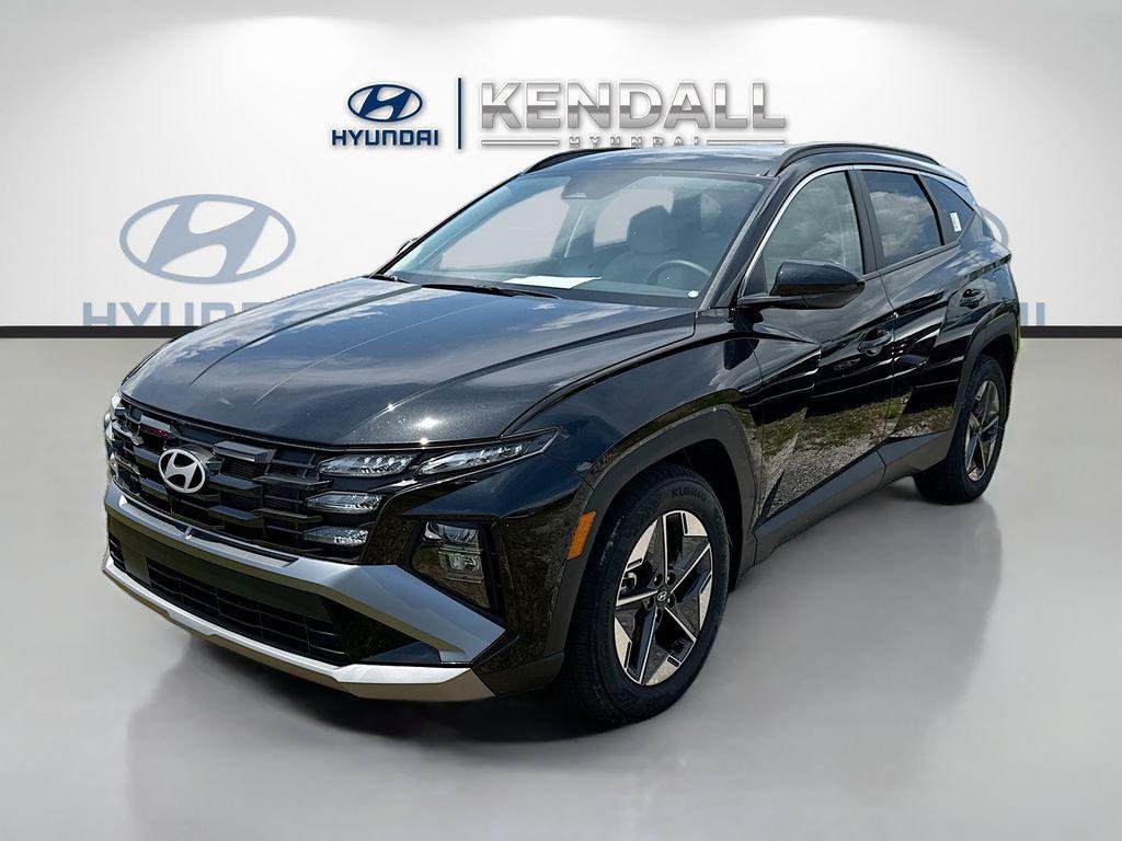 New 2026 Phantom Black Hyundai SEL FWD image 3