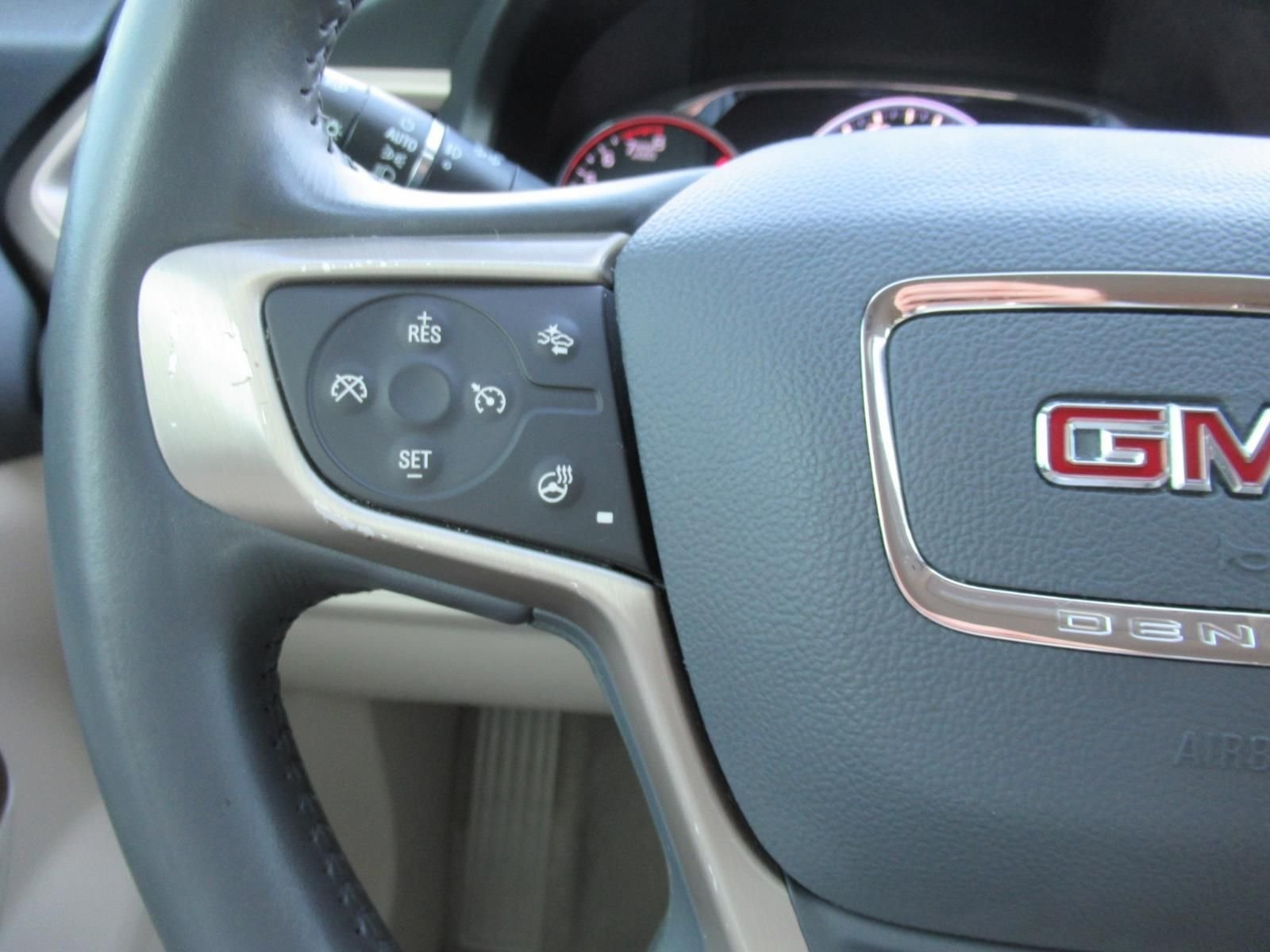 Used 2021 Gray GMC Denali image 25