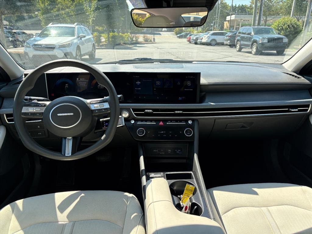Certified Used 2025 Portofino Gray Metallic Hyundai SEL image 6