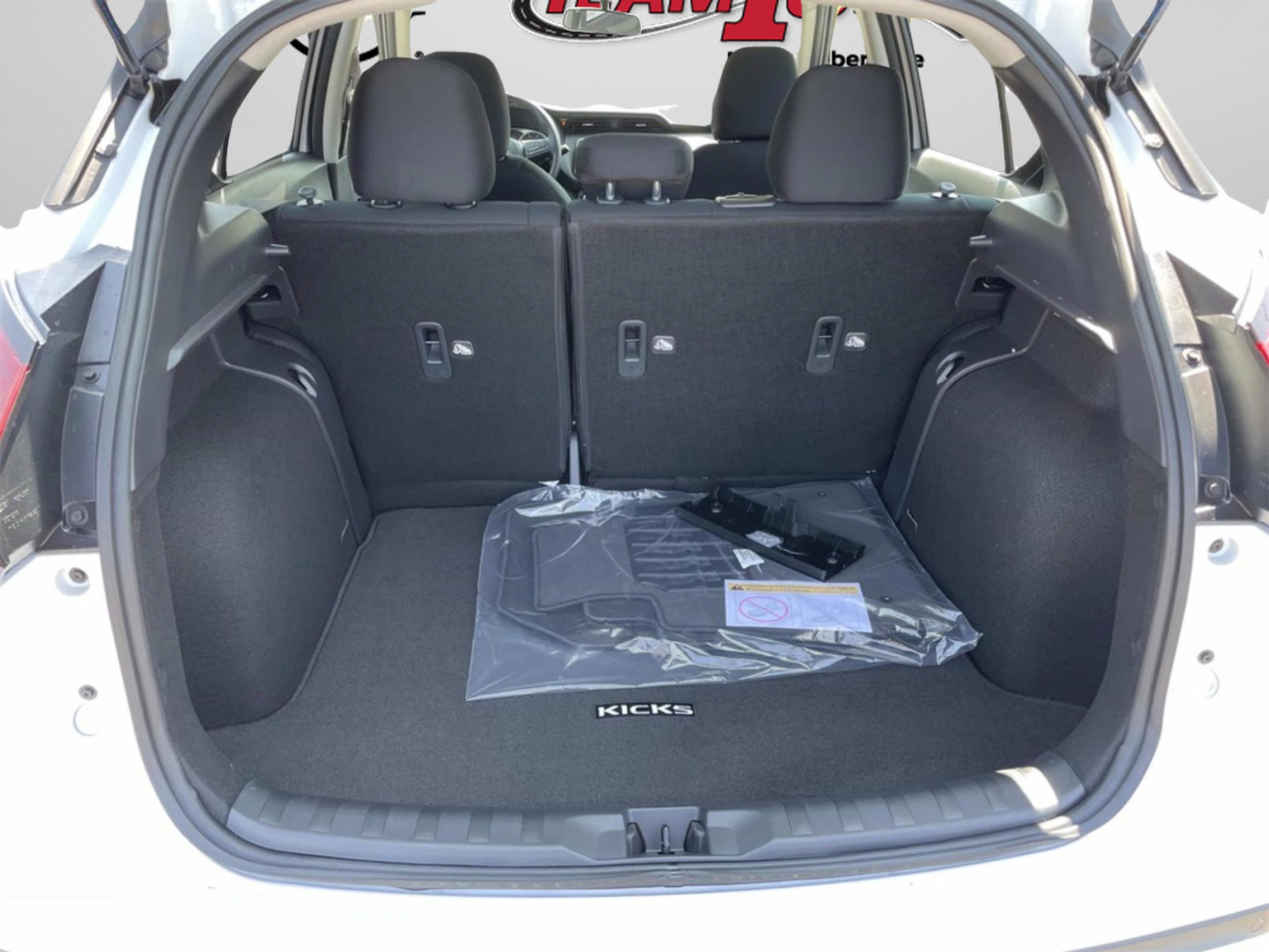 2025 Nissan KICKS PLAY Base - Photo 27