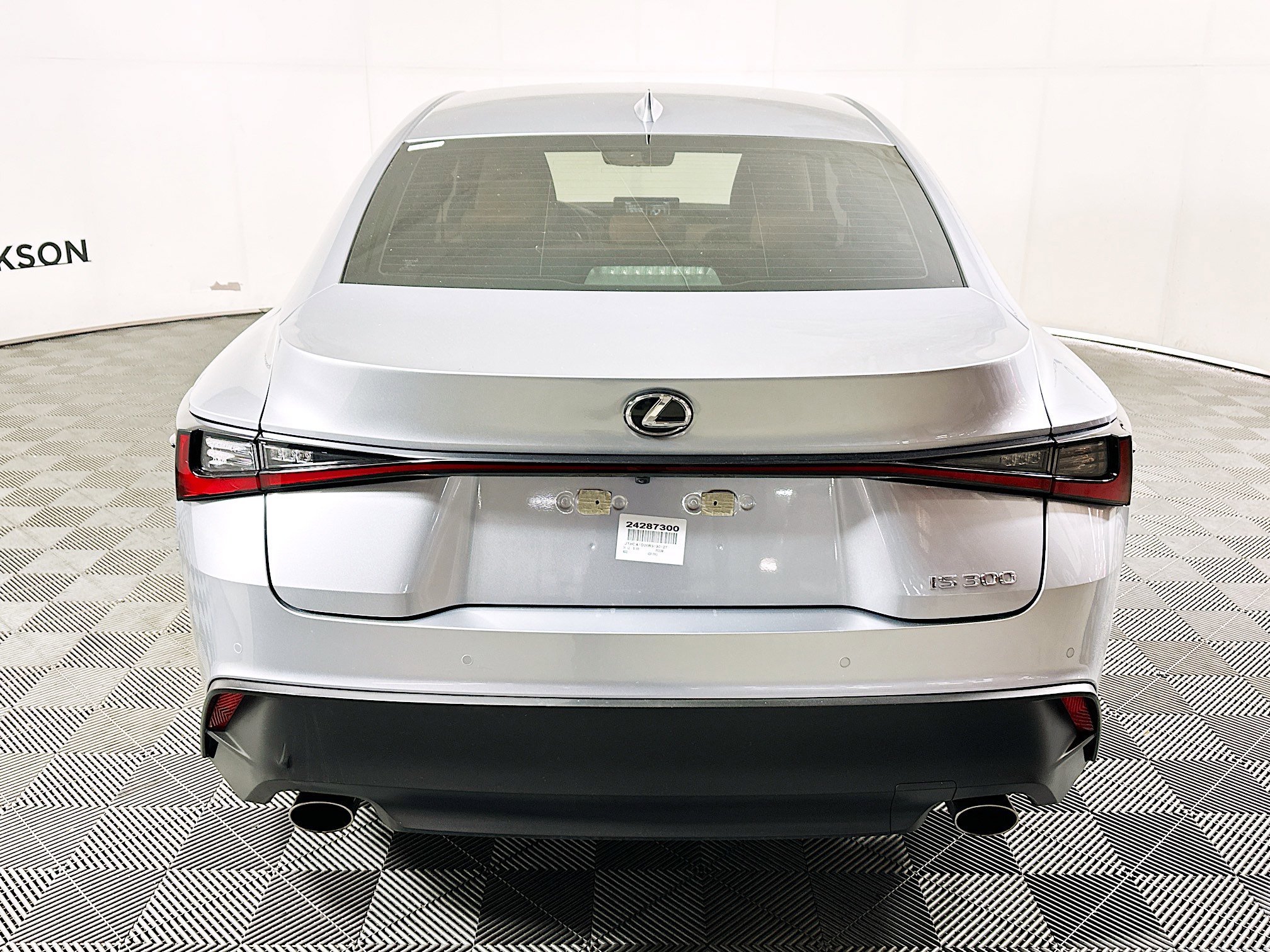 2024 Lexus IS thumbnail 6