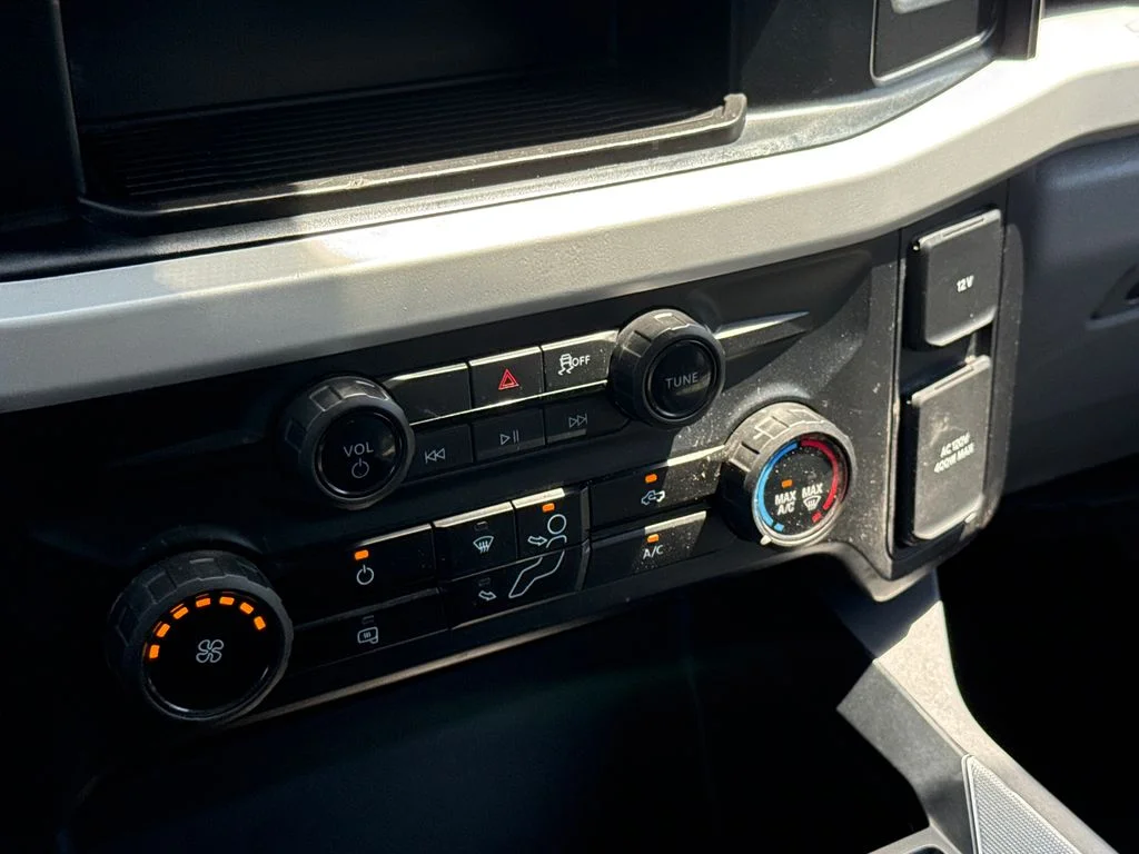 Used 2025 White Ford XLT image 23