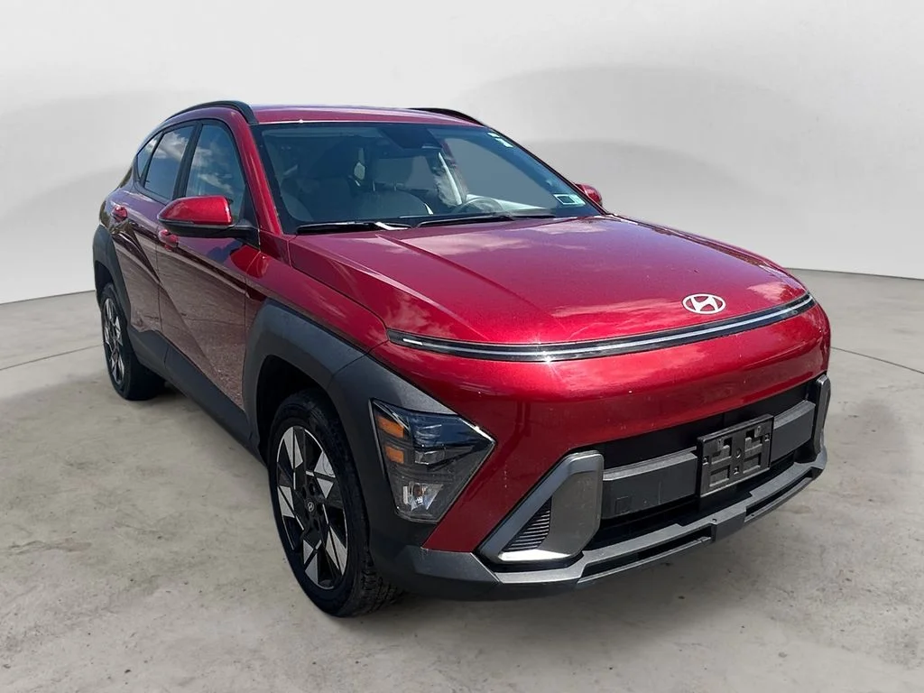 Used 2024 Ultimate Red Hyundai SEL image 8