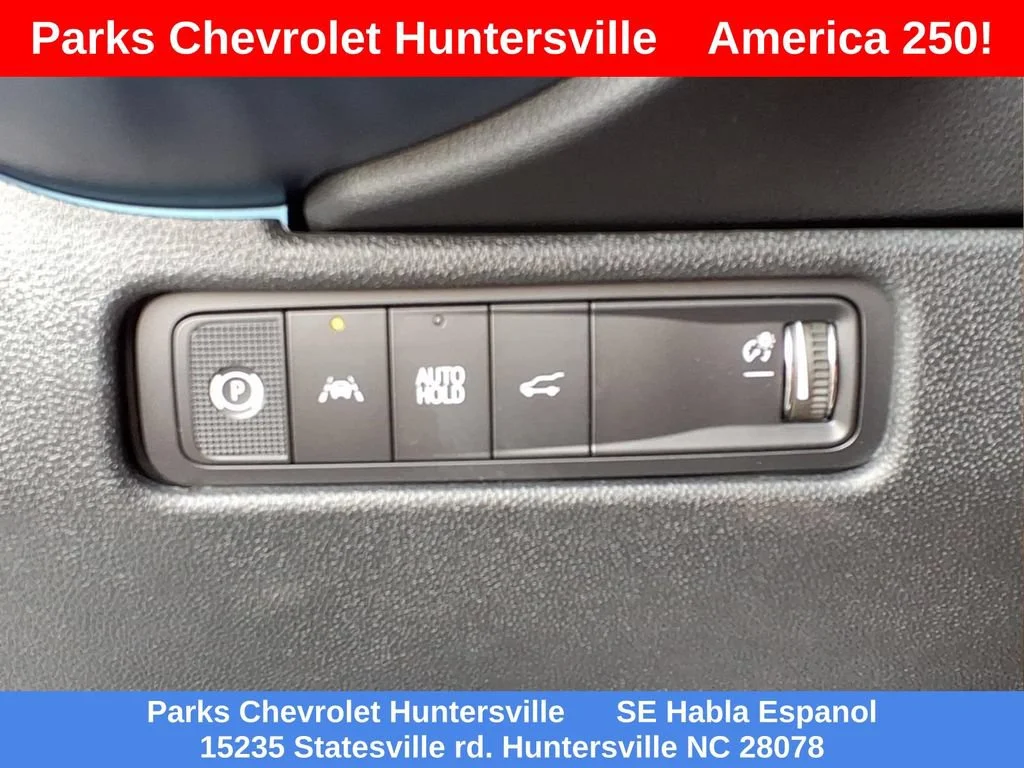 New 2026 Summit White Chevrolet LT image 15