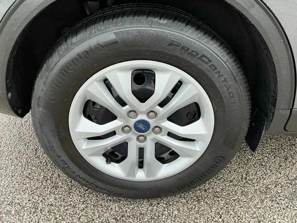 Used 2021 Gray Ford S image 12
