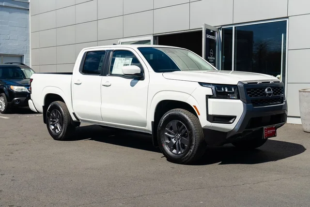2026 Nissan Frontier Crew Cab SV