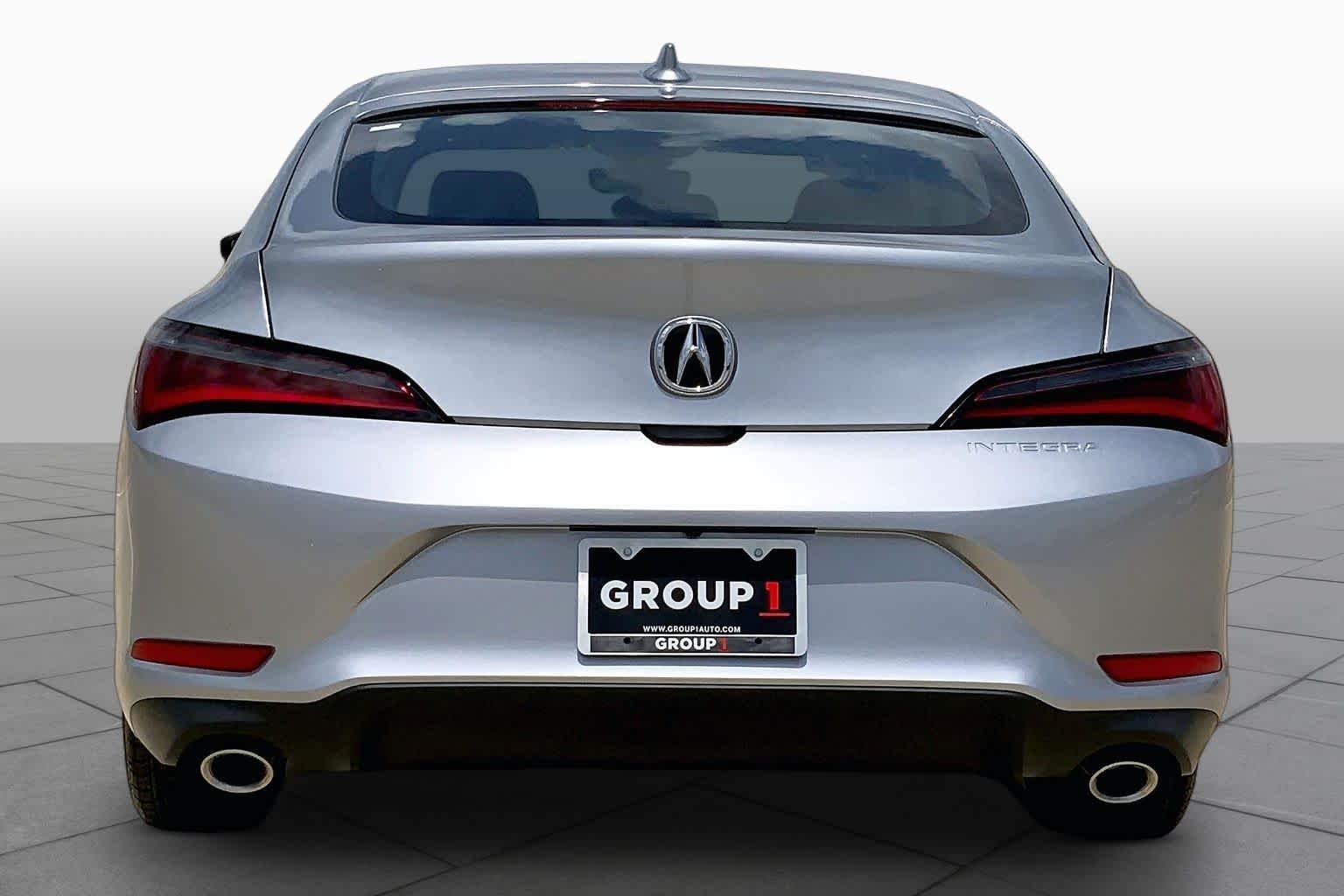 Certified Used 2026 Solar Silver Metallic Acura FWD image 5