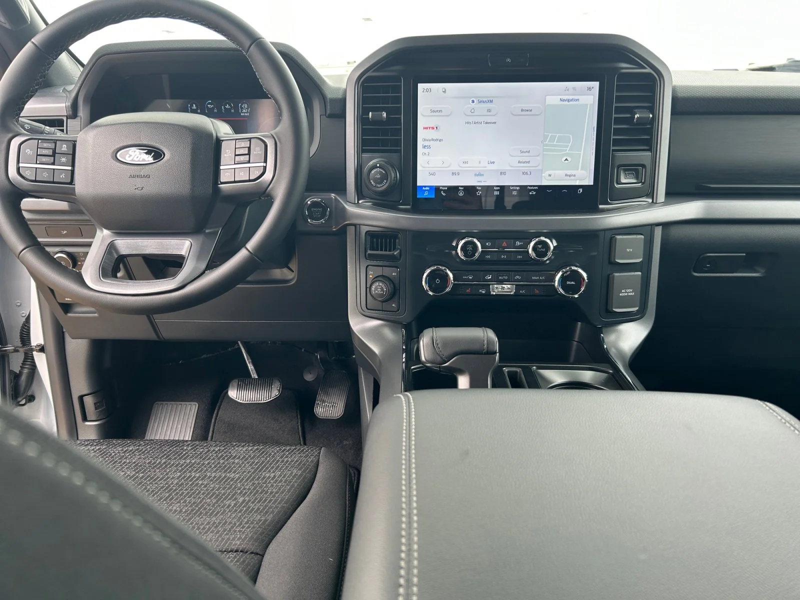 New 2026 Oxford White Ford XLT image 19