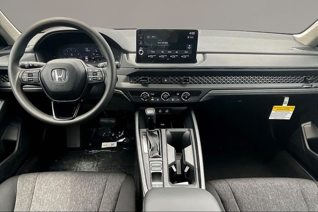 New 2026 Platinum White Pearl Honda LX image 5