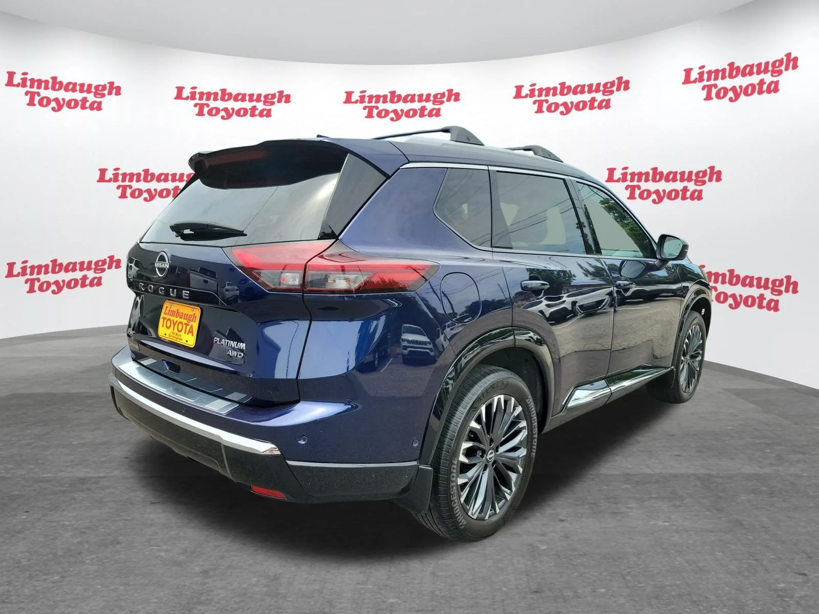 Used 2025 Deep Ocean Blue Pearl Nissan Platinum image 24