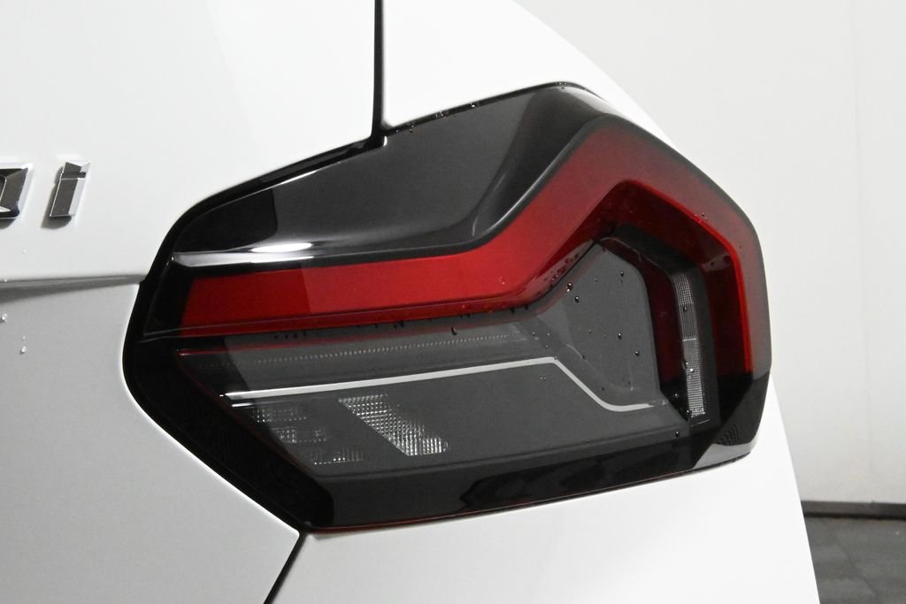 2025 BMW 2 Series 230i - Photo 13