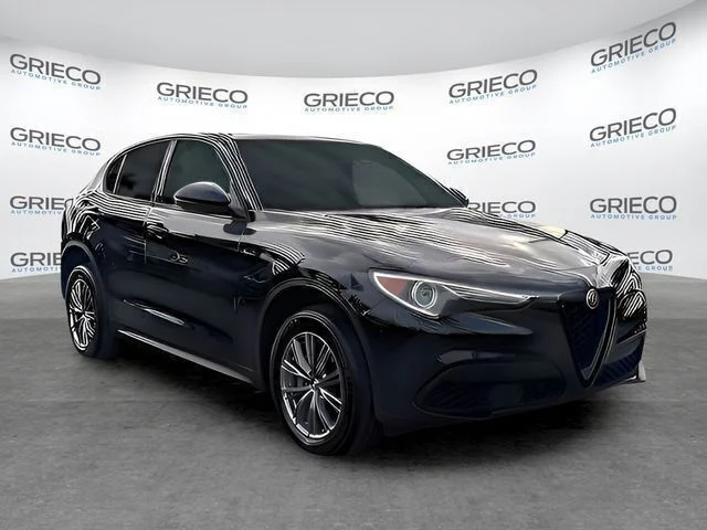 2023 Alfa Romeo Stelvio Sprint