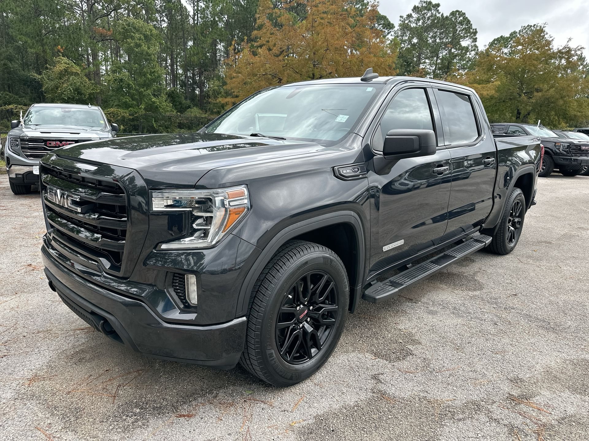 Certified Used 2020 CARBON BLACK METALLIC GMC Elevation image 1