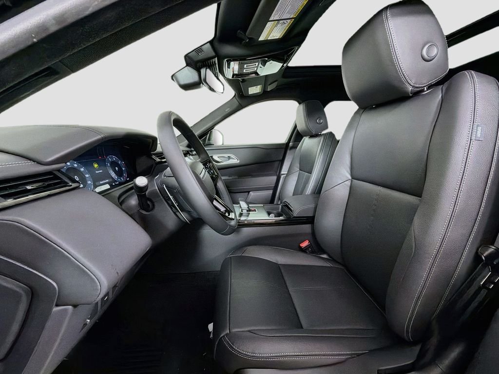 New 2026 Santorini Black Land Rover P250 Base image 22