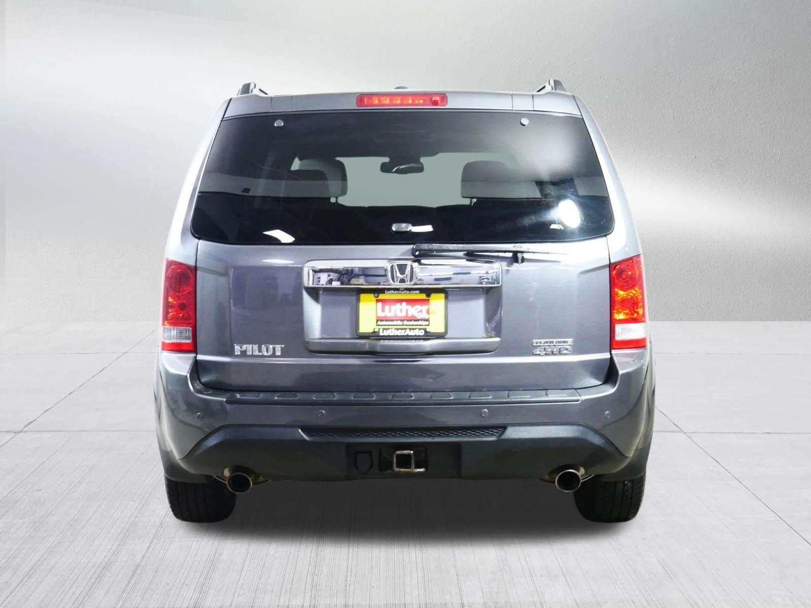 Used 2013 Polished Metal Metallic Honda Touring image 6