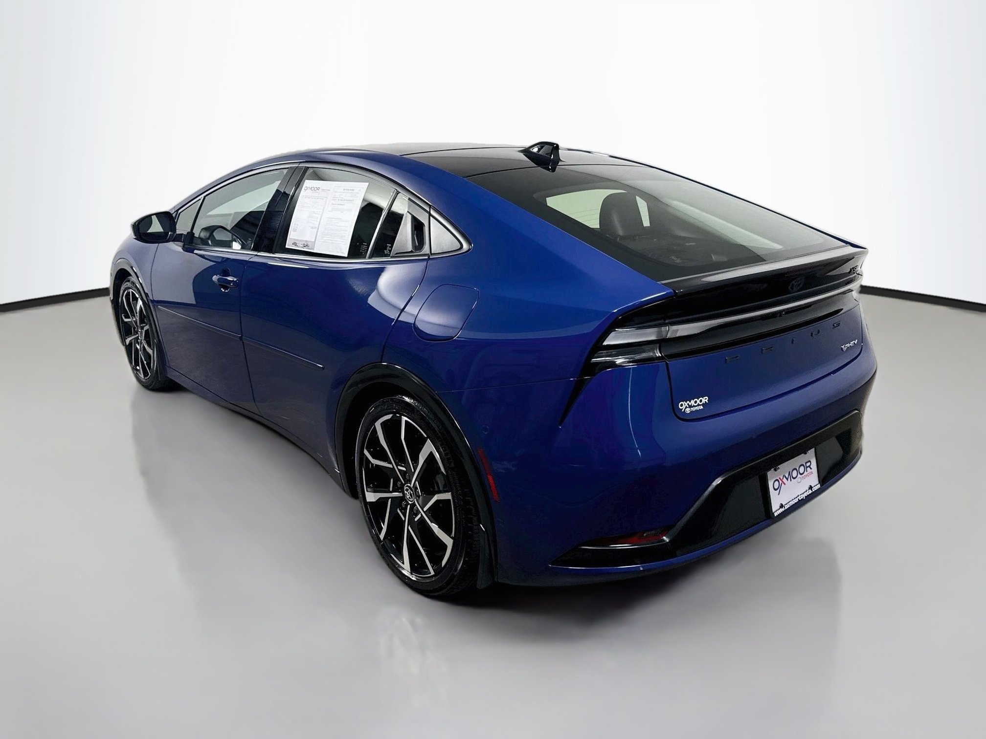 Used 2025 Reservoir Blue Toyota XSE Premium image 5