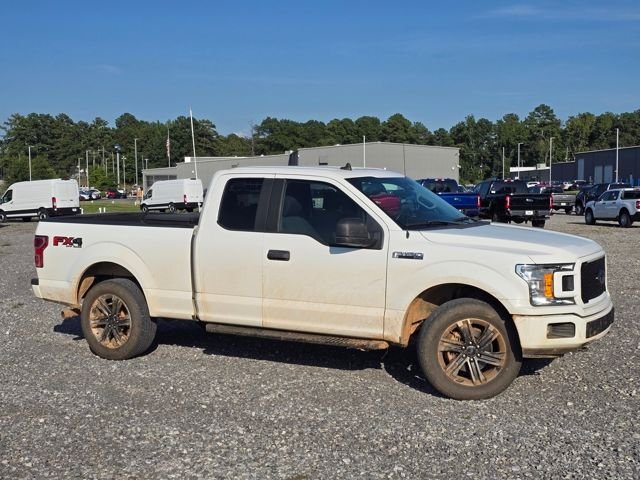 Used 2020 White Ford XL image 2