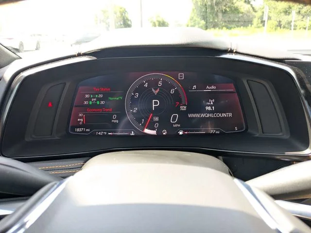 Used 2020 Arctic White Chevrolet Stingray image 21