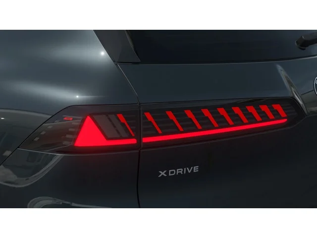 New 2027 Orinoco Metallic BMW 50 xDrive image 8
