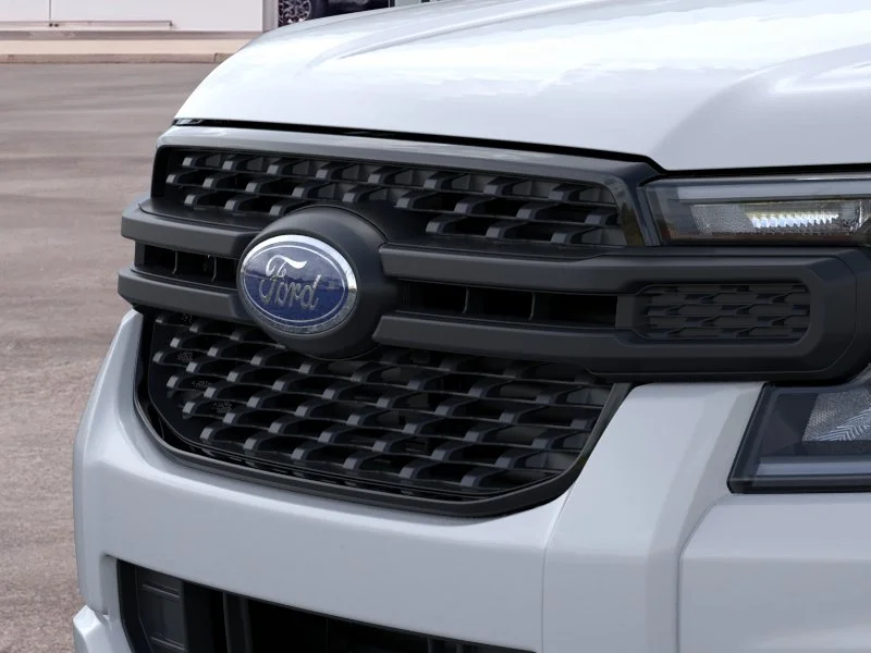New 2026 Oxford White Ford XL image 39