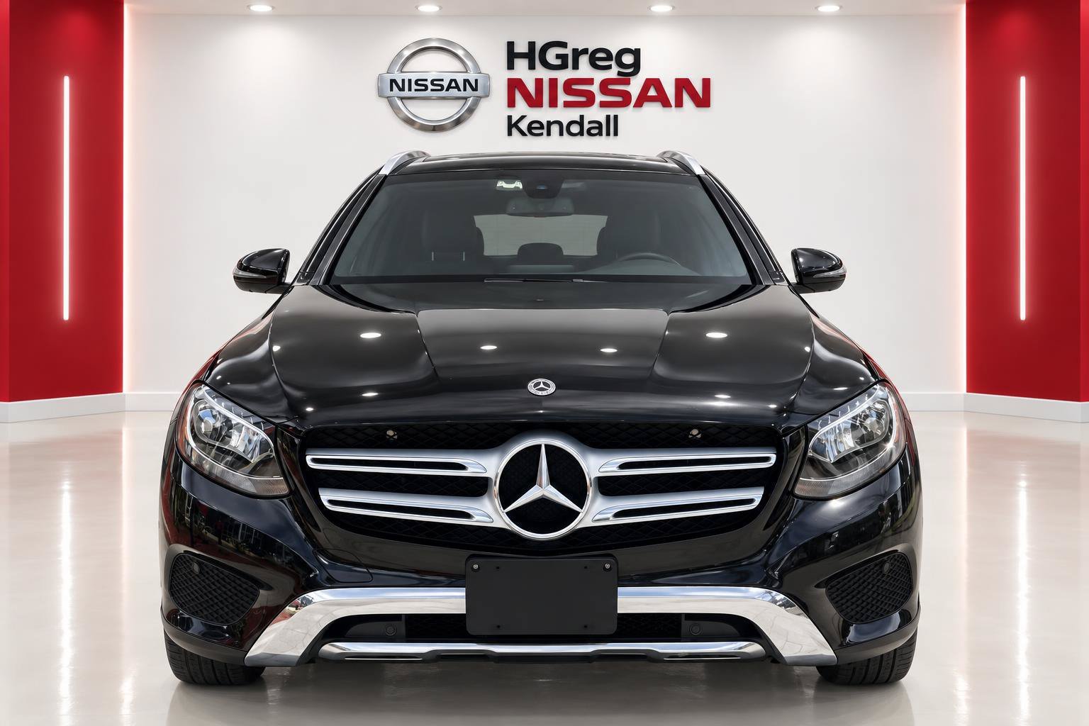 Used 2017 Black Mercedes-Benz GLC 300 image 5