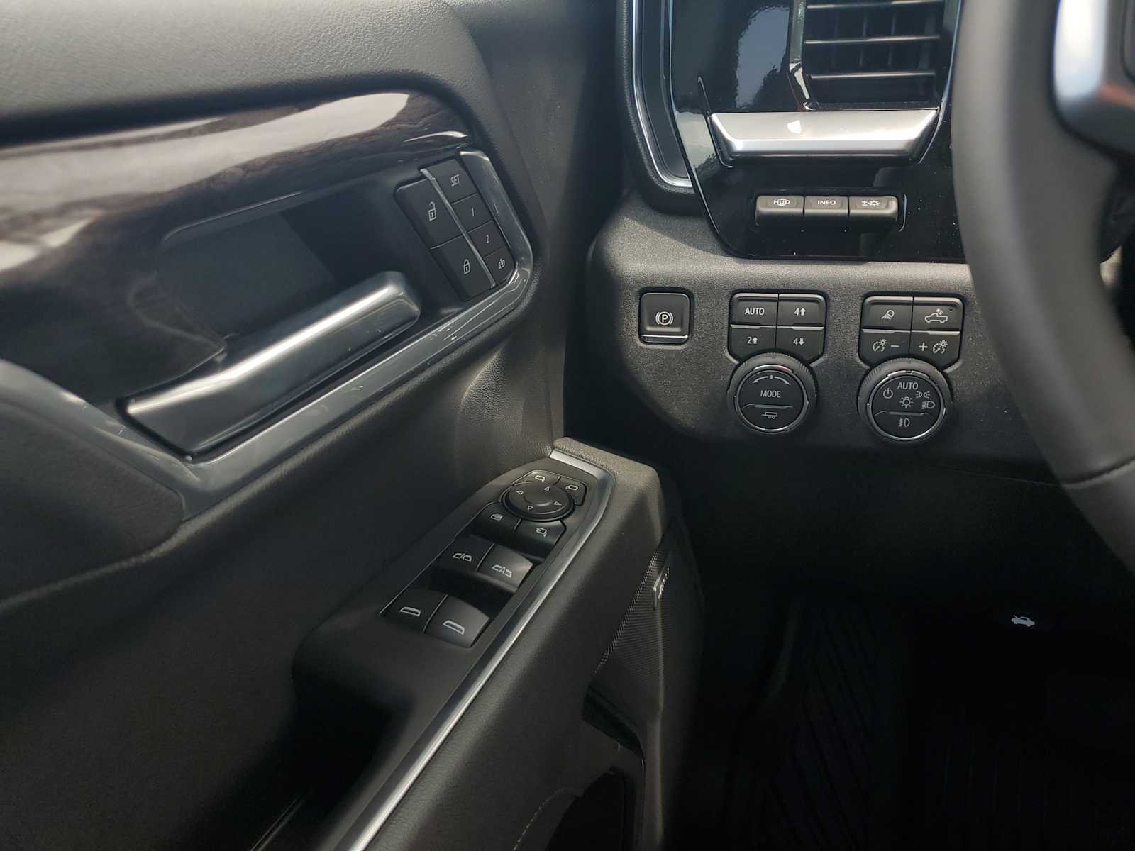 New 2026 Summit White Chevrolet LTZ image 22