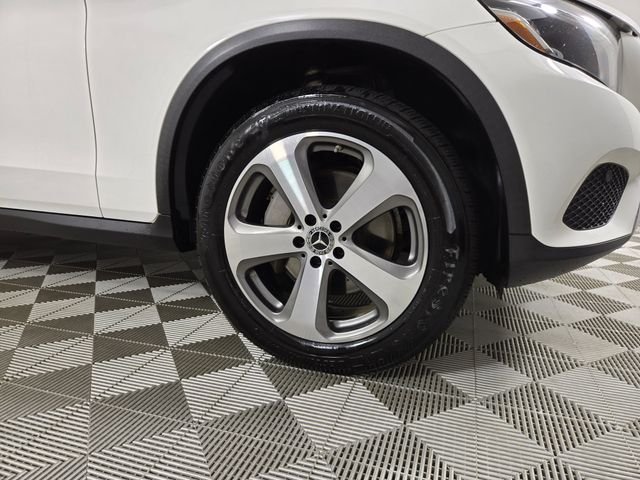 Used 2019 White Mercedes-Benz GLC 300 image 9