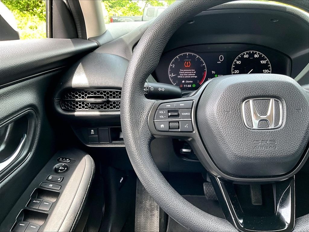 Used 2023 White Honda LX image 22