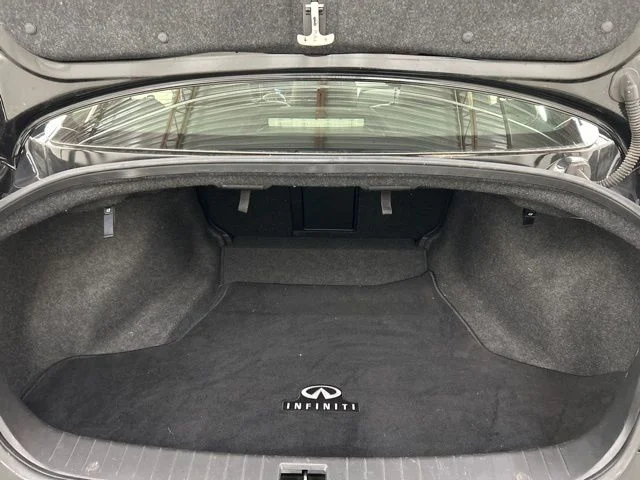 Used 2023 Black INFINITI LUXE image 29