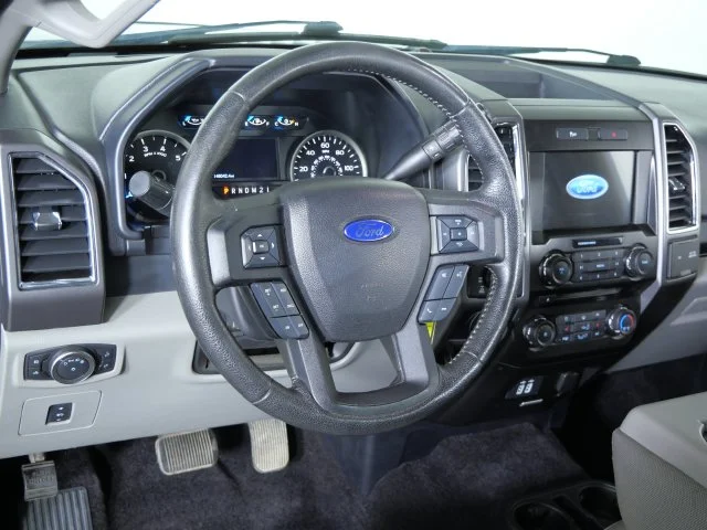Used 2016 Blue Ford XLT image 21