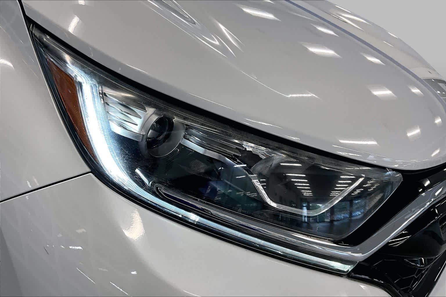 Used 2020 Platinum White Pearl Honda EX image 28