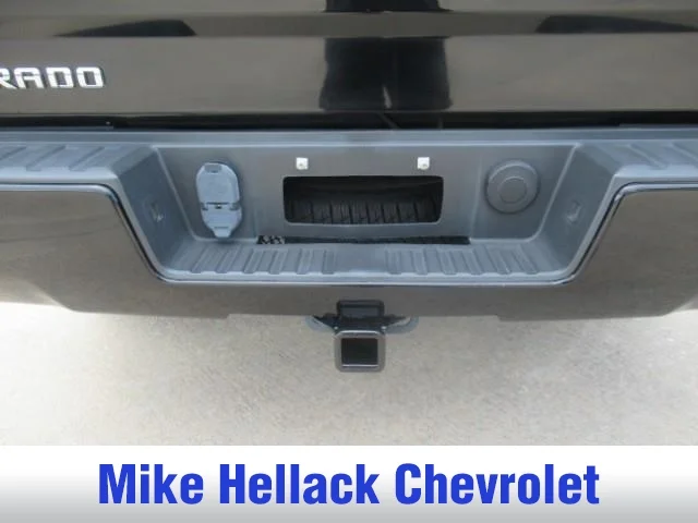 Used 2018 BLACK Chevrolet LT image 6