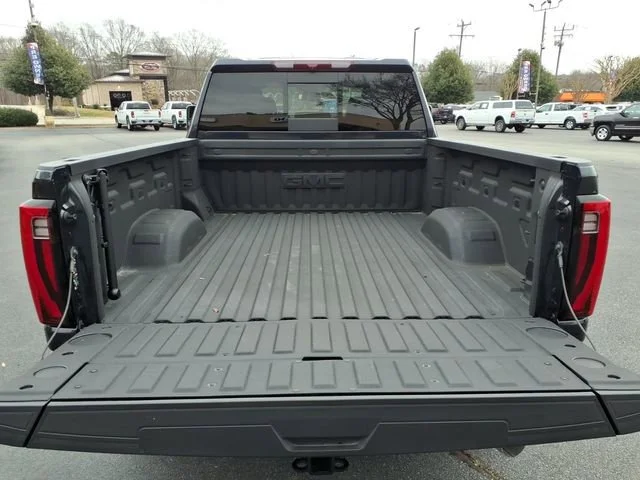 2025 GMC Sierra 2500HD SLT - Photo 22