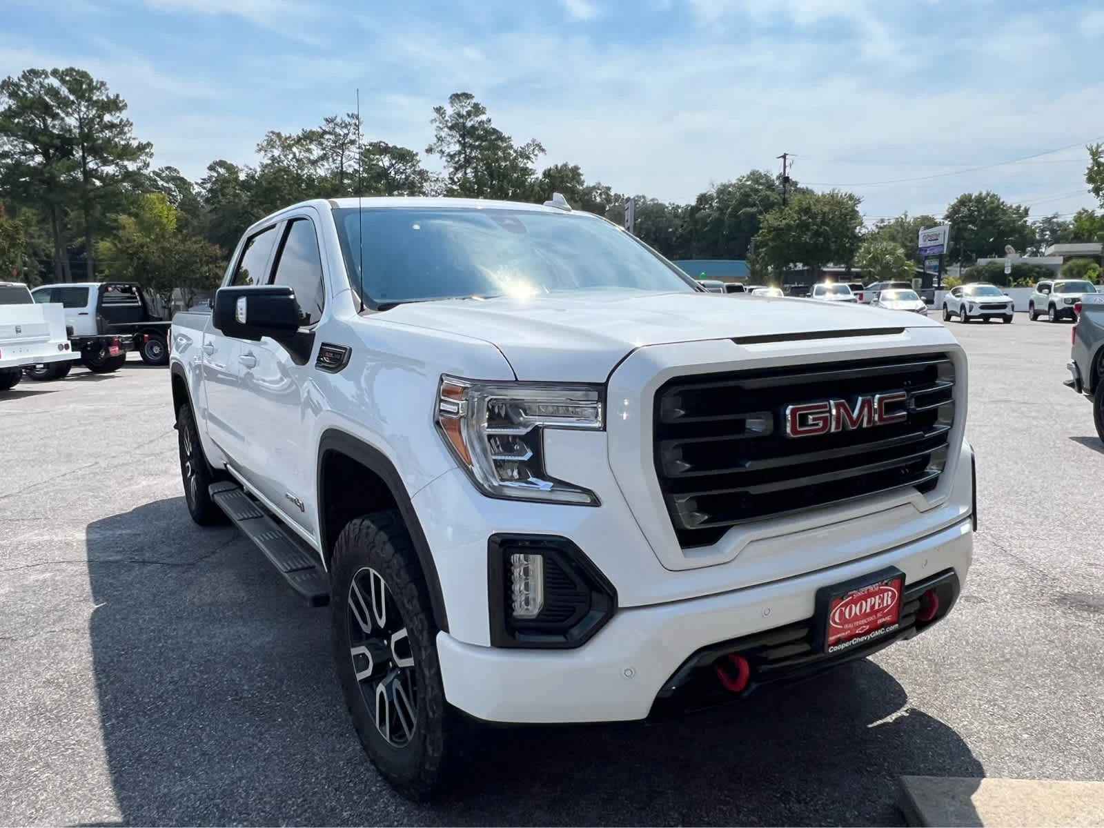 Used 2021 SUMMIT WHITE GMC AT4 image 2