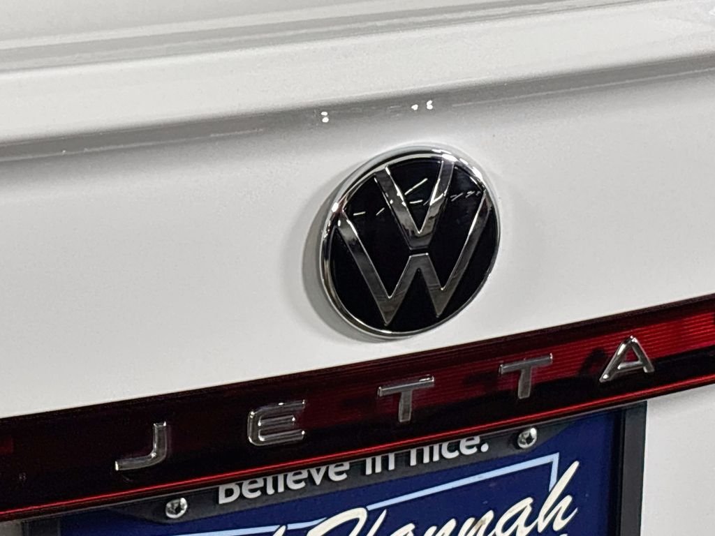 Certified Used 2025 Pure White Volkswagen 1.5T Sport image 24
