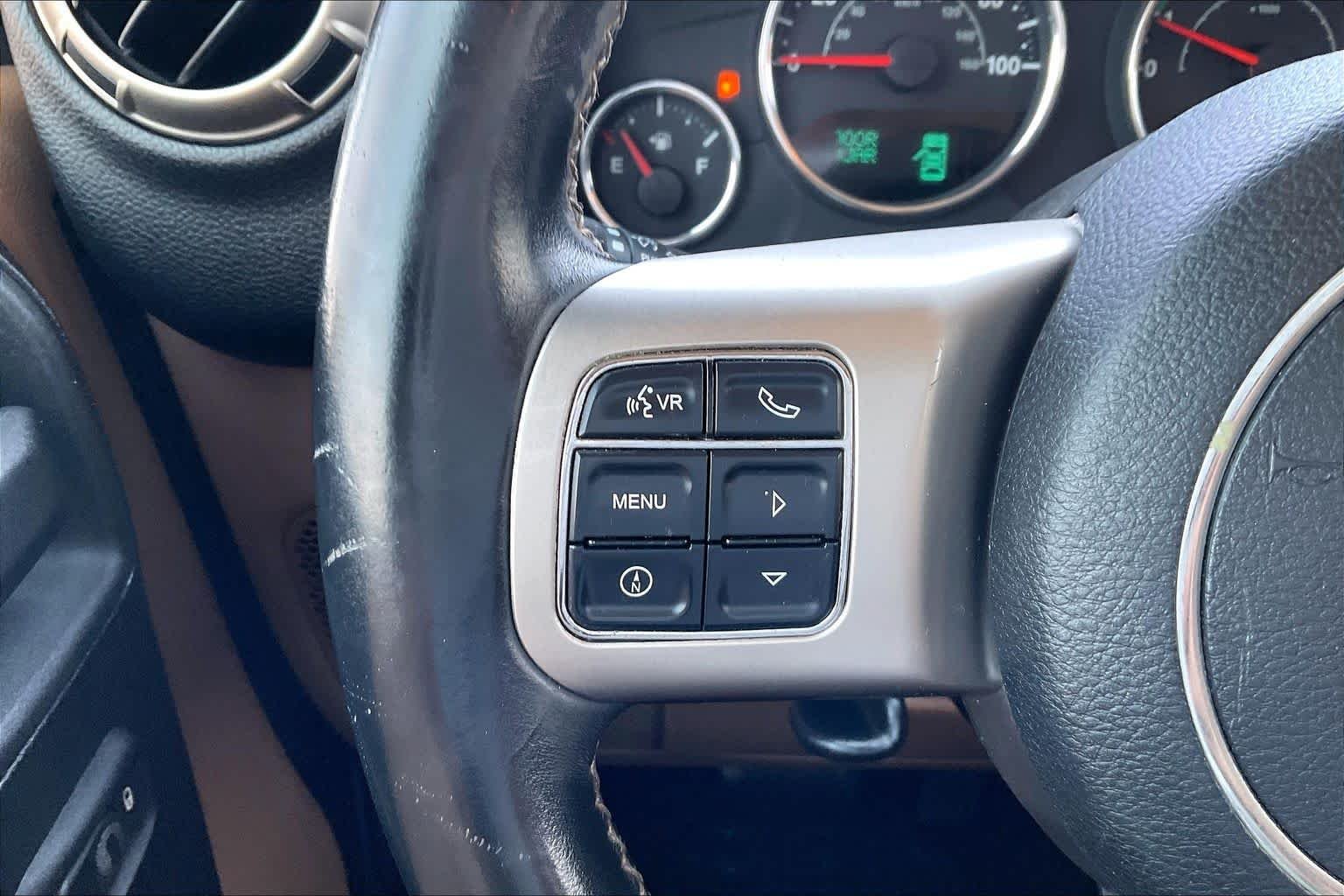 Used 2011 Black Clearcoat Jeep Mojave image 19